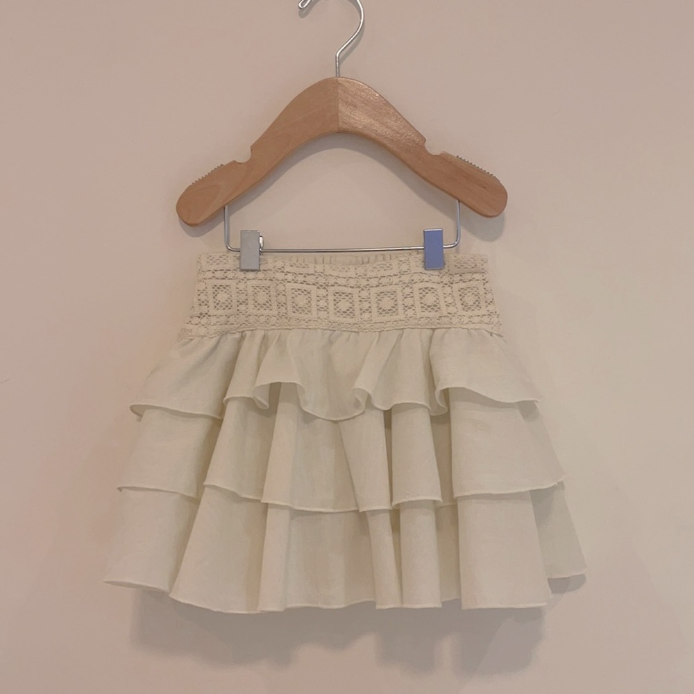NWT Tuchinda ruffle skirt